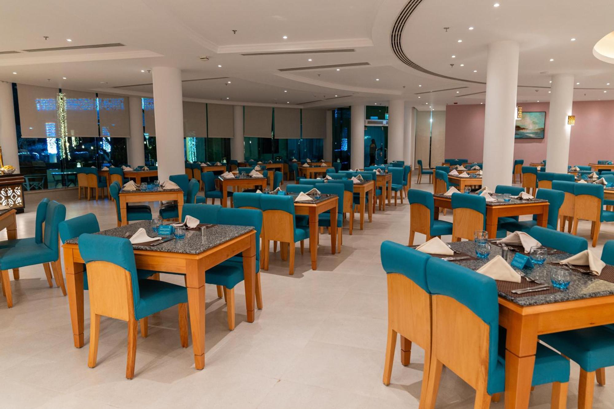 Hotel Sierra Sharm El Sheikh Exterior foto The restaurant at the hotel