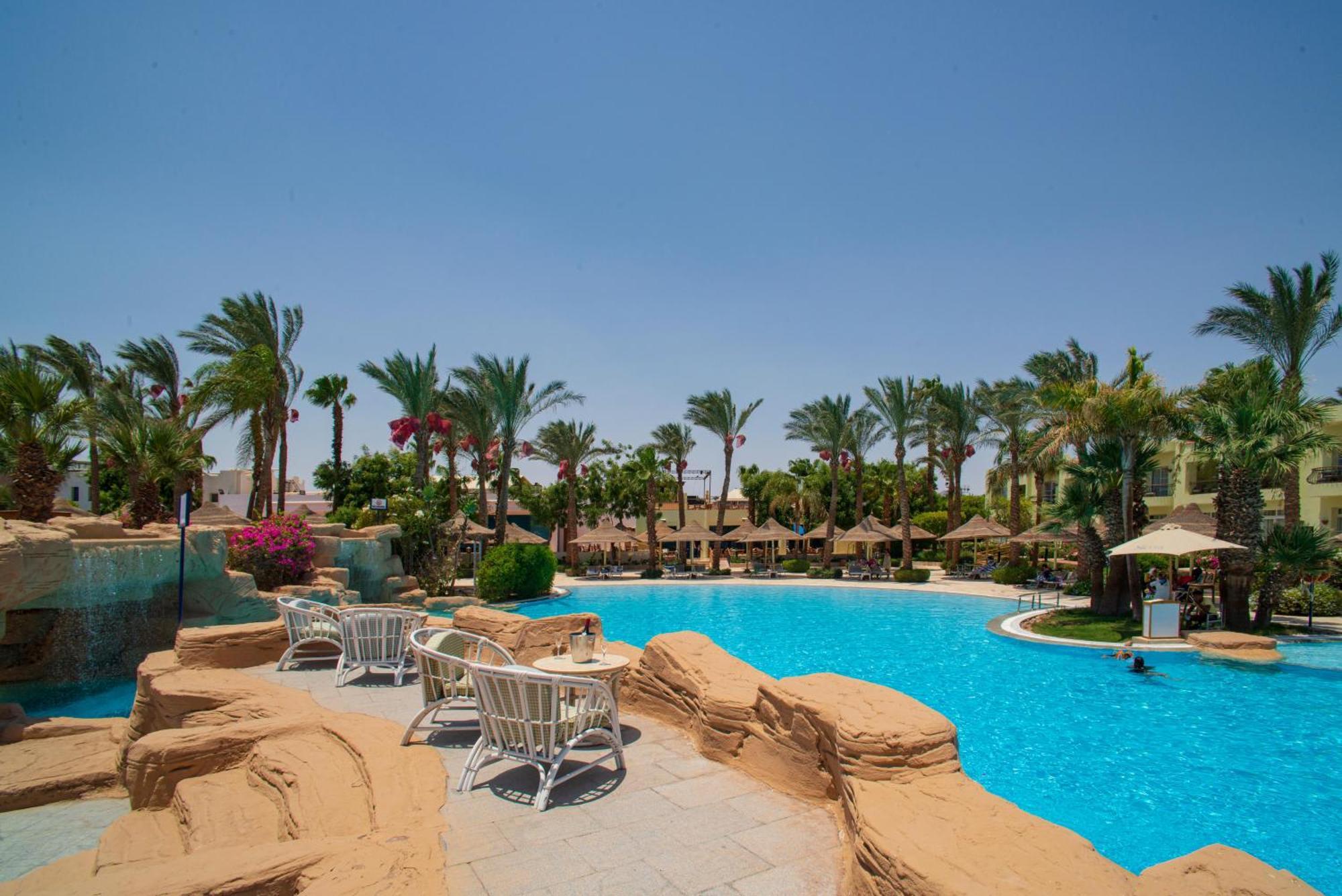 Hotel Sierra Sharm El Sheikh Exterior foto The pool at the Hilton Taba