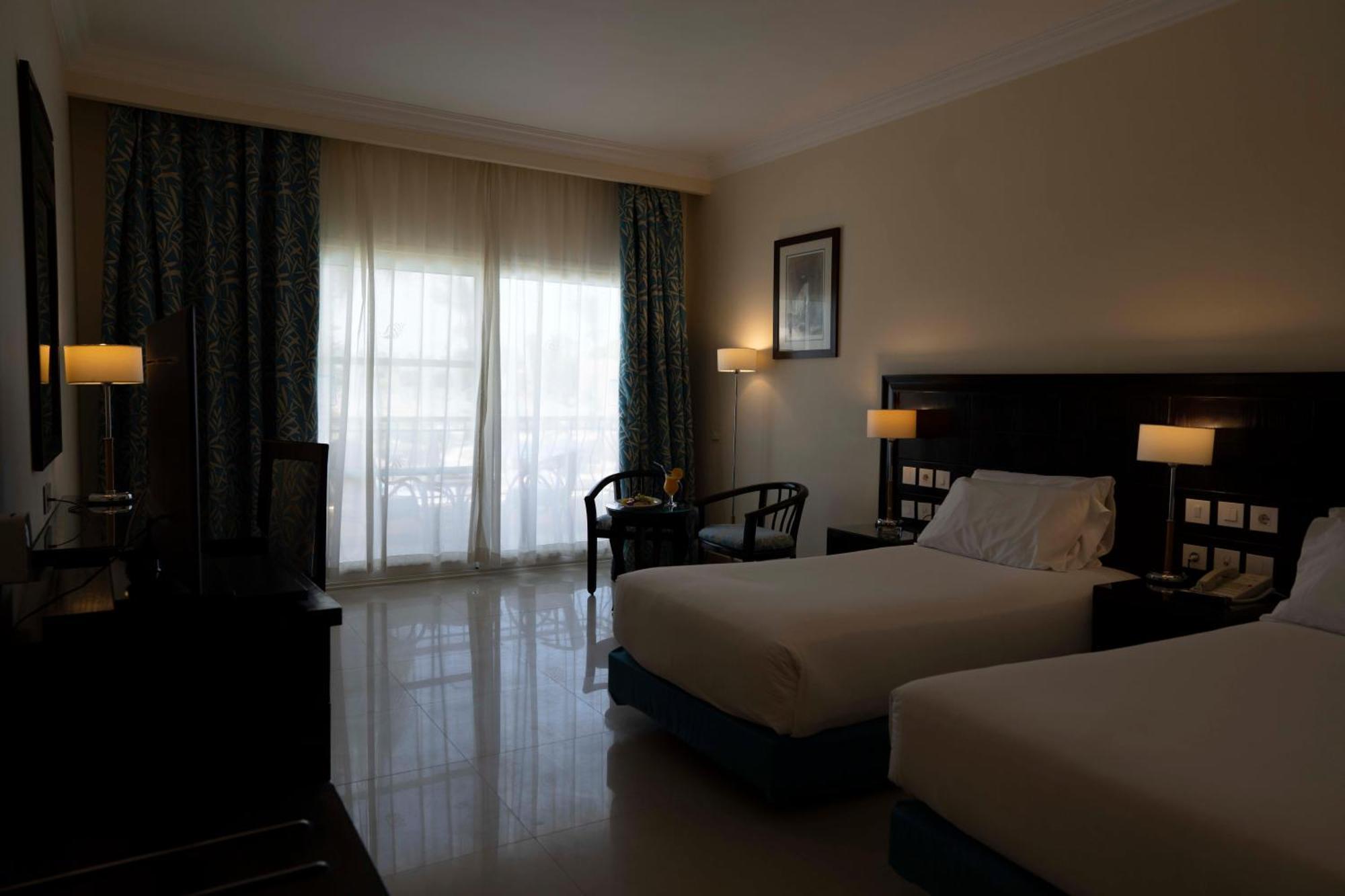 Hotel Sierra Sharm El Sheikh Exterior foto A room at the hotel